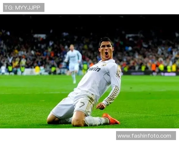 足球女星泪流满面面对挑战的坚韧与情感故事